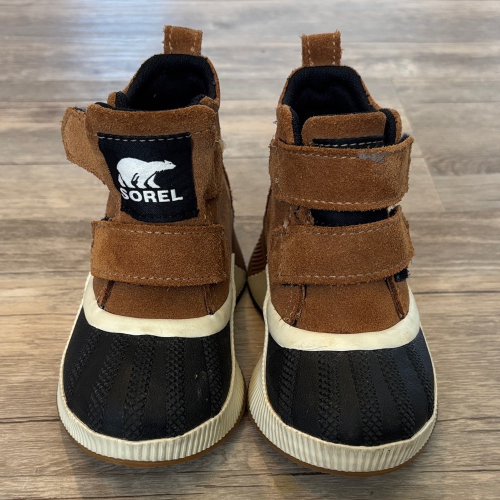 Sorel Kids' Tan and Black Boots